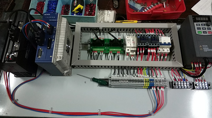 1618827354327560.png 圖2 KEWEI智能伺服控制系統.png